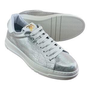 John Galliano Women’s shoes Leather Silver Live Each Casual sneakers Outfits